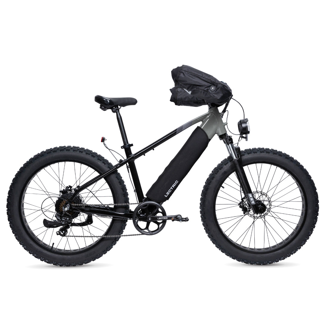 Pneus cloutés Snowdrift 26" (2)