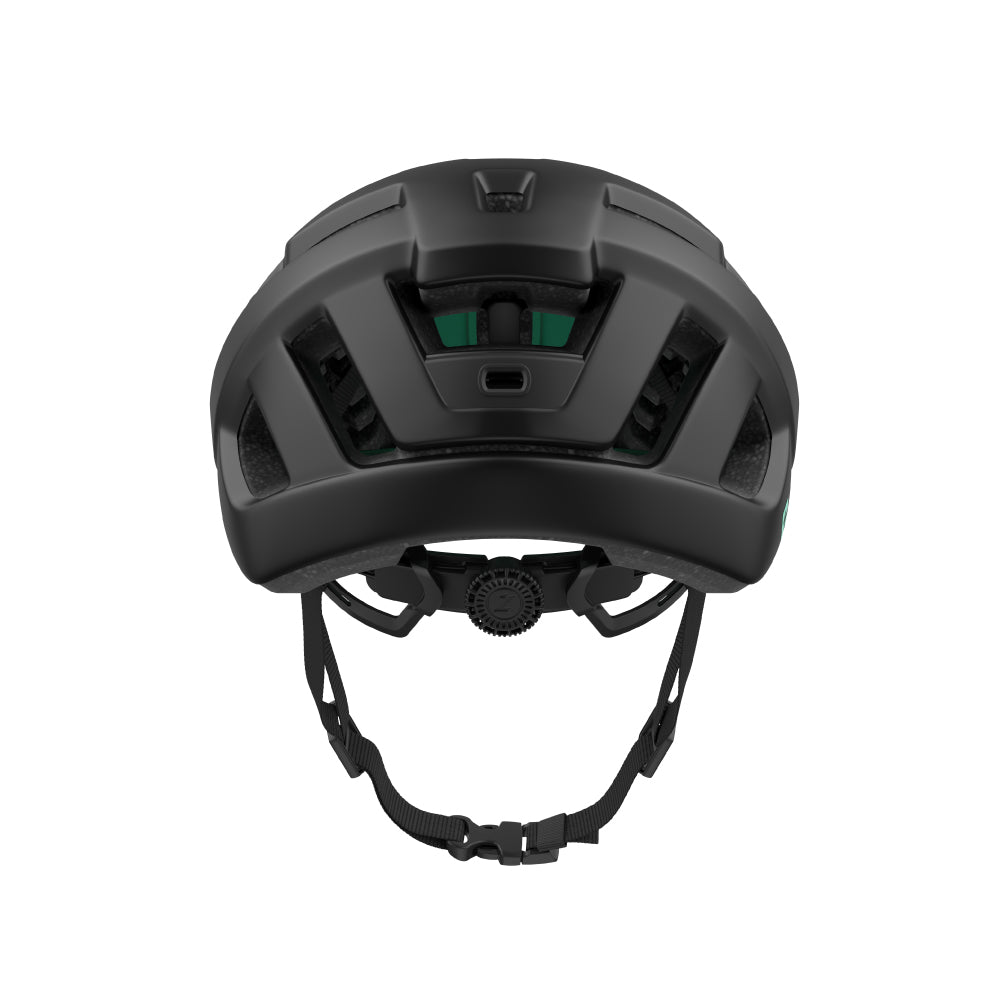 Vue arrière d’un casque laser noir sur fond blanc 